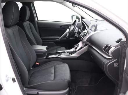 Mitsubishi - Eclipse Cross
