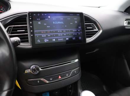 Peugeot - 308