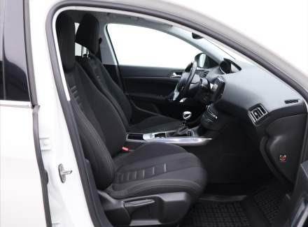 Peugeot - 308