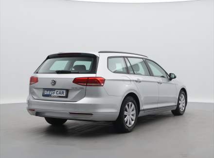Volkswagen - Passat