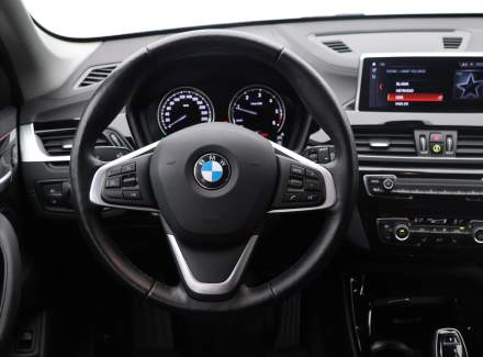 BMW - X1