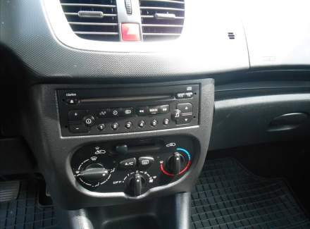 Peugeot - 206