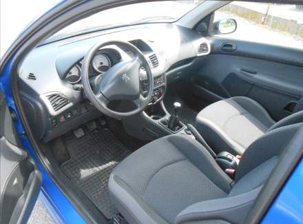 Peugeot - 206