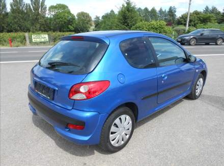 Peugeot - 206