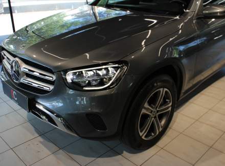 Mercedes-Benz - GLC