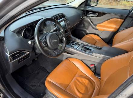 Jaguar - F-Pace
