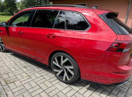 Volkswagen - Golf