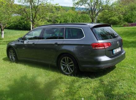 Volkswagen - Passat