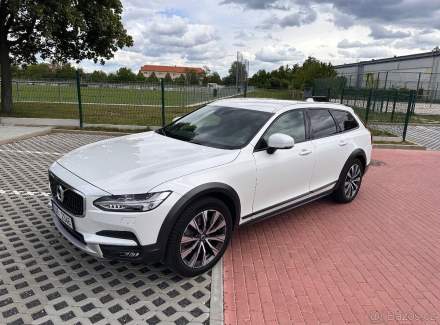 Volvo - V90