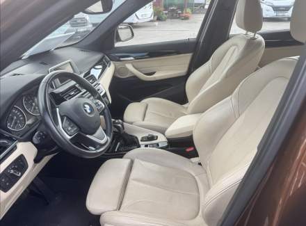 BMW - X1