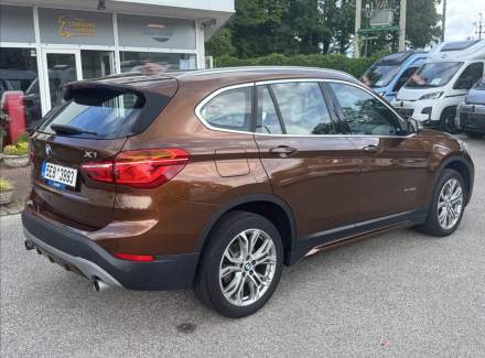 BMW - X1