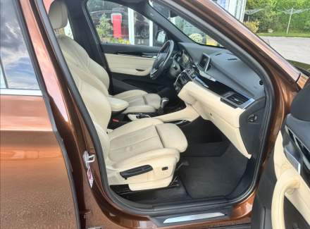 BMW - X1