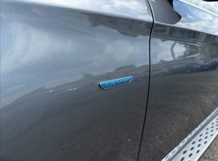 Mercedes-Benz - GLC