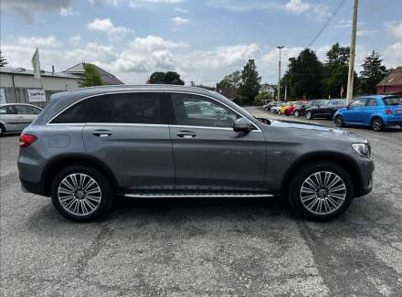 Mercedes-Benz - GLC