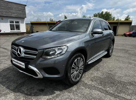 Mercedes-Benz - GLC