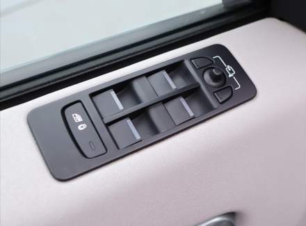 Land Rover - Discovery