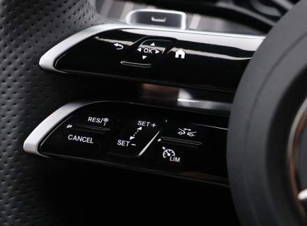 Mercedes-Benz - GLC