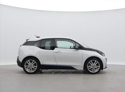 BMW - i3