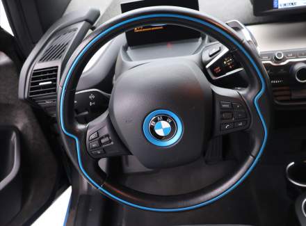 BMW - i3