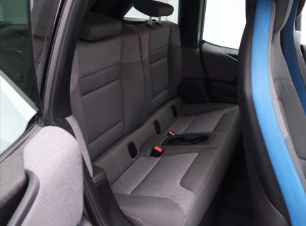 BMW - i3