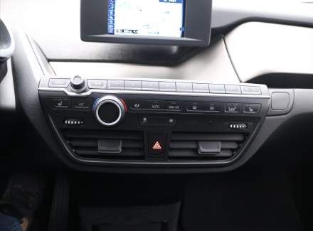 BMW - i3