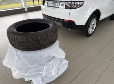 Land Rover - Discovery Sport