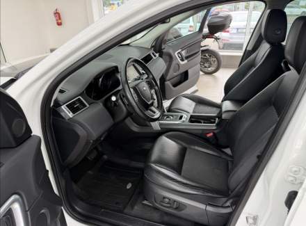 Land Rover - Discovery Sport
