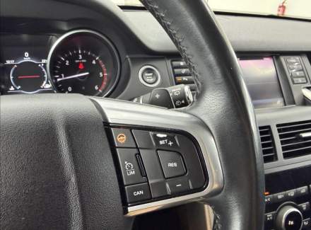 Land Rover - Discovery Sport
