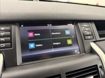 Land Rover - Discovery Sport
