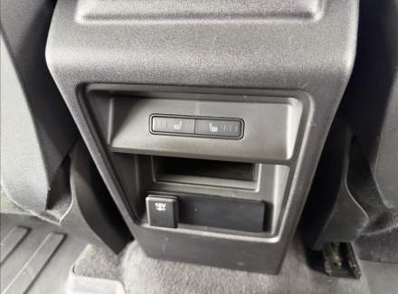 Land Rover - Discovery Sport