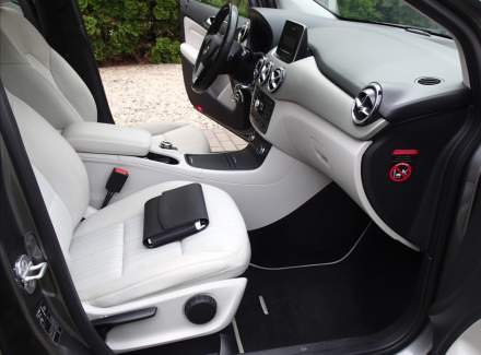 Mercedes-Benz - B-class
