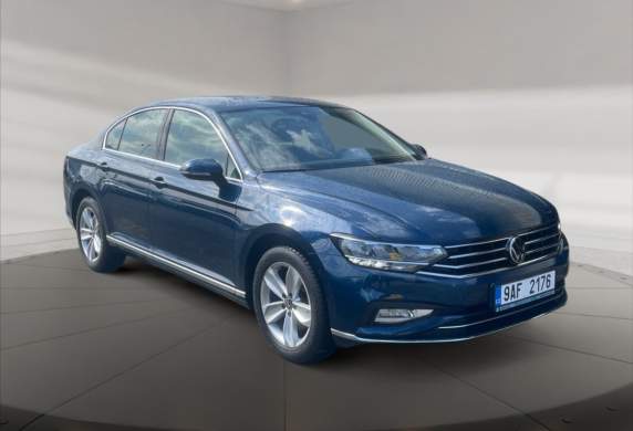 Volkswagen - Passat