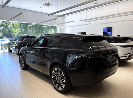 Land Rover - Range Rover Velar