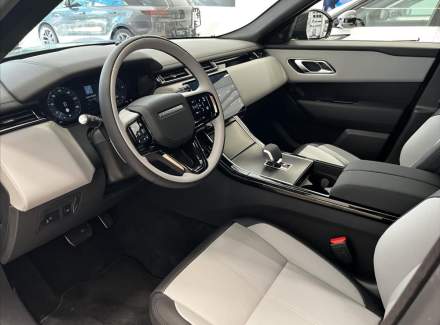 Land Rover - Range Rover Velar