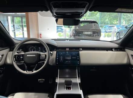 Land Rover - Range Rover Velar