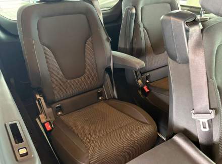 Mercedes-Benz - V-class