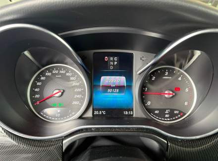 Mercedes-Benz - V-class
