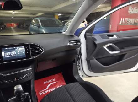 Peugeot - 308