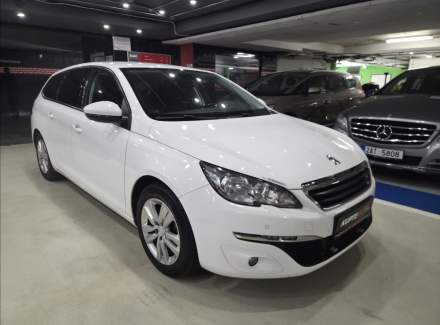 Peugeot - 308