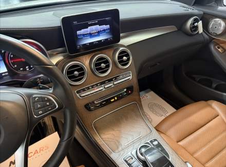 Mercedes-Benz - GLC