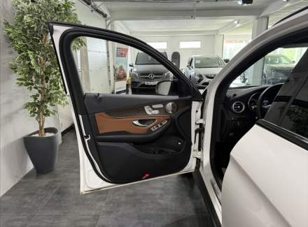Mercedes-Benz - GLC
