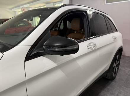 Mercedes-Benz - GLC