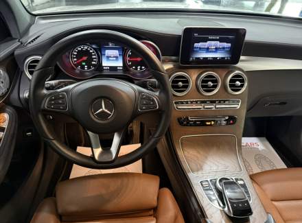 Mercedes-Benz - GLC