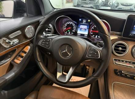 Mercedes-Benz - GLC