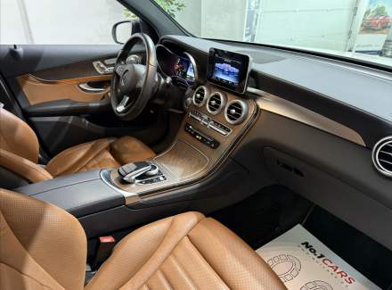 Mercedes-Benz - GLC