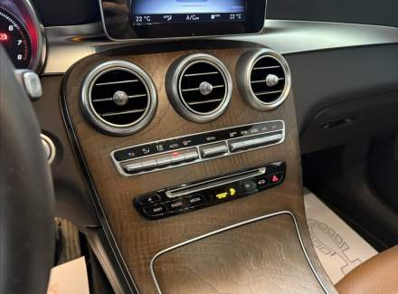 Mercedes-Benz - GLC