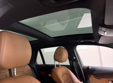 Mercedes-Benz - GLC