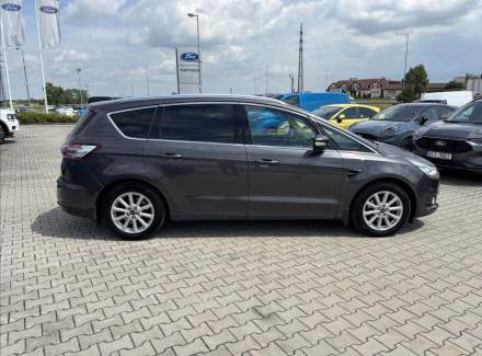 Ford - S-MAX