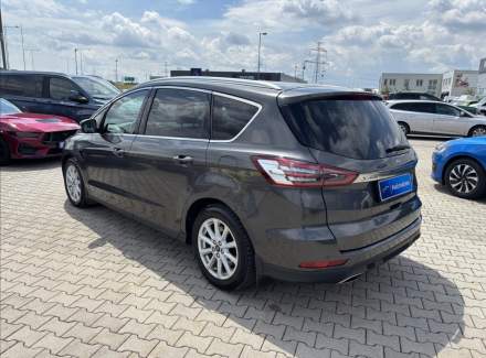Ford - S-MAX