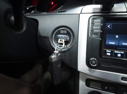 Volkswagen - Passat